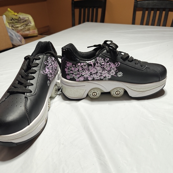 Double-Row Deform Wheel Automatic Walking Shoes Invisible Roller Skate Size 9.5 - Picture 6 of 9